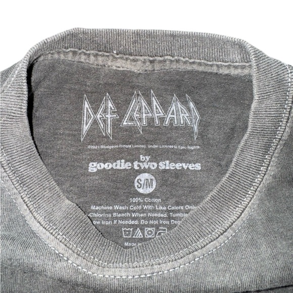 Def Leppard- Pyromania x Goodie 2 Sleeves Vintage Style Crop Top: S/M - Picture 2 of 4